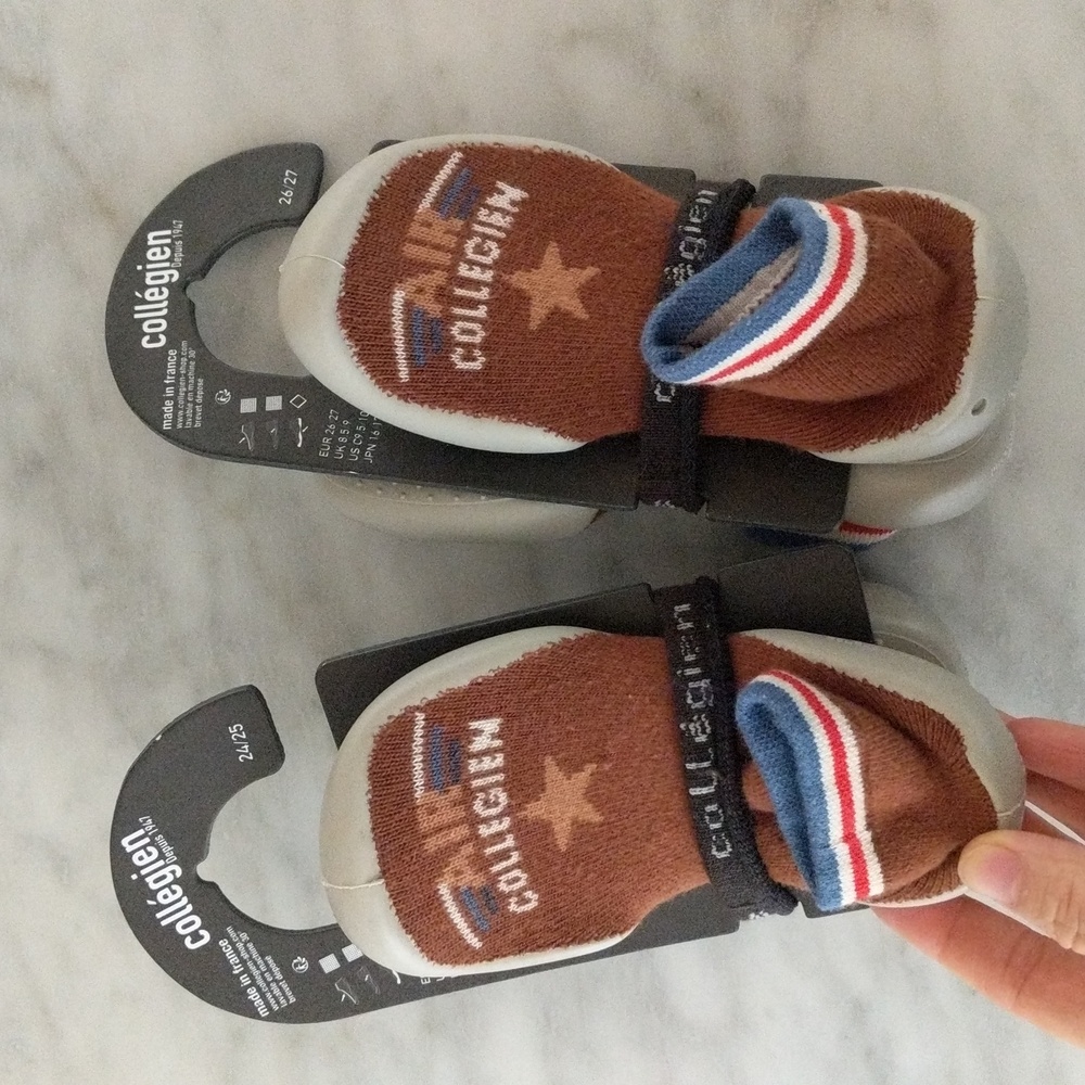 NWT Collegien Air Kids Slippers